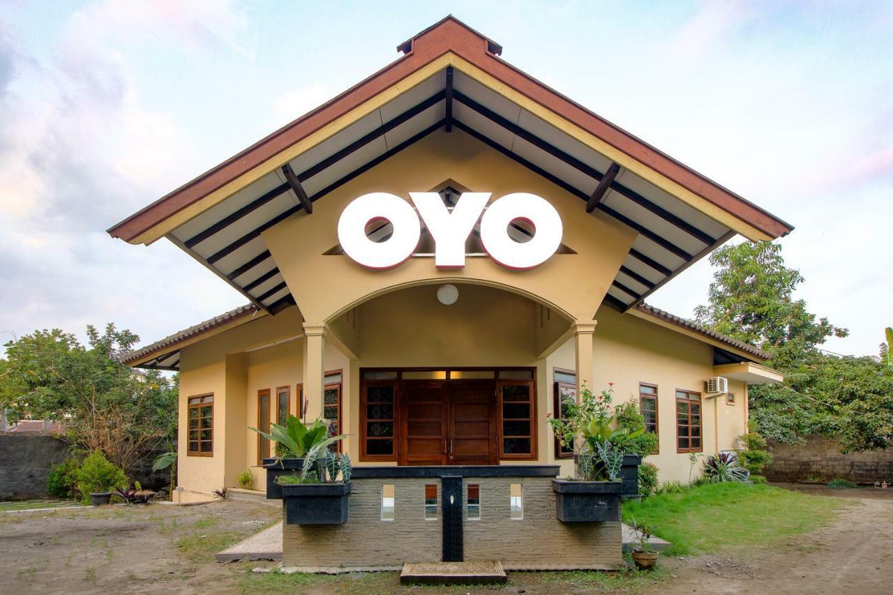 Oyo 1195 The Doctor'S Guest House Syariah Kejayan Extérieur photo